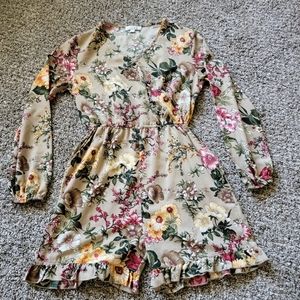 Woman's flower long sleeve romper